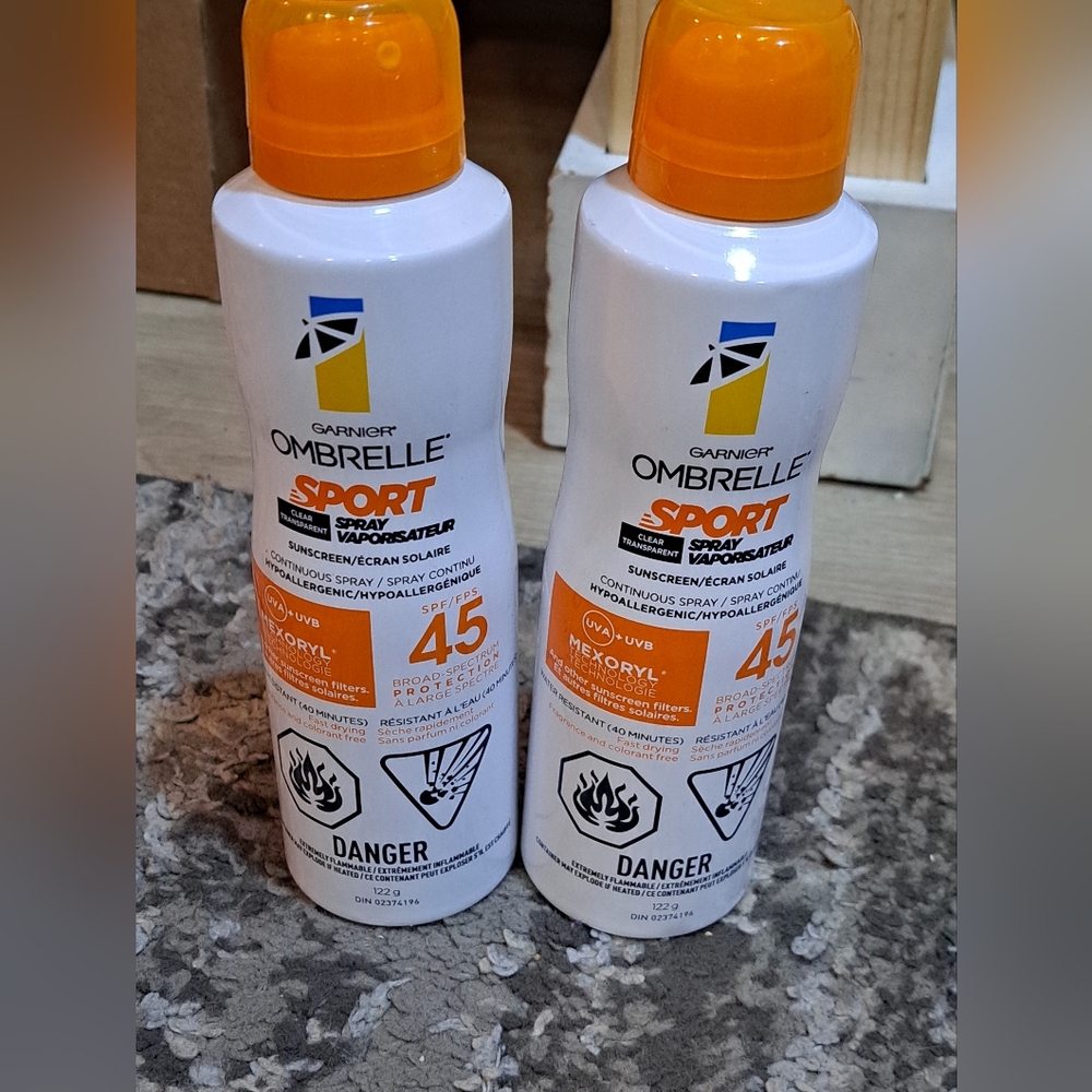 2 Brand NEW Garnier Ombrelle Sport Sunscreen SPF 45. 122grams